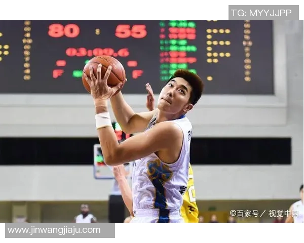 吴冠希：从篮球新星到职业生涯巅峰的蜕变与成长之路