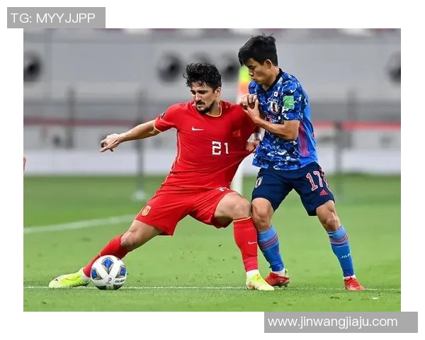 国足客场挑战乌兹别克全力争胜展现团队实力与拼搏精神 国足客场挑战乌兹别克全力争胜展现团队实力与拼搏精神